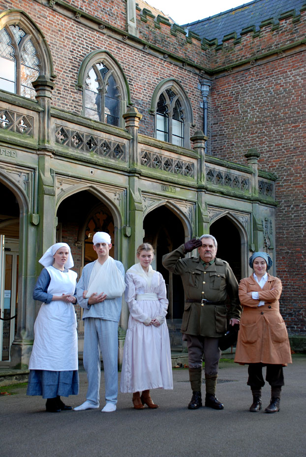 AsycoughfeeHall Museum Nurses and soldier